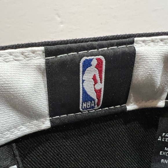 New Era, 59Fifty Fitted Hat, Brooklyn Nets, Black, White & Pink - Picture 8 of 9